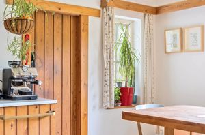 Photo 21- click for photo gallery